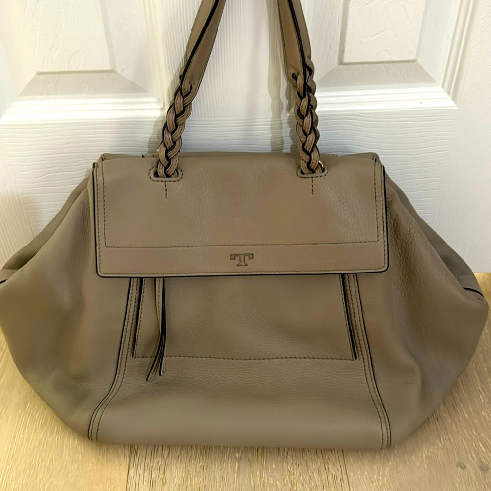Gray T Tory Burch bag